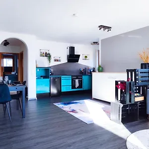Apartment Terminal Design - Terrasse & Waiputv
